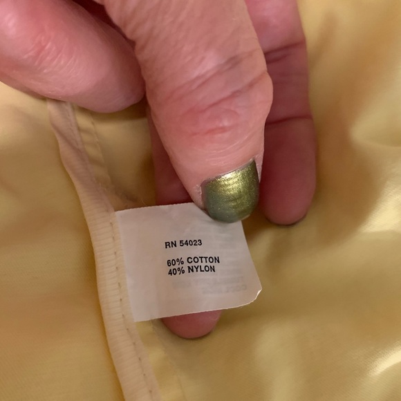 Vintage Butter Yellow Gap Raincoat - Picture 8 of 8